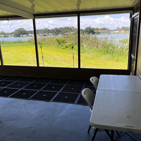 Lakeside Retreat - 3 Bedroom, 2 Bathroom House By The Lake 레이크랜드 외부 사진